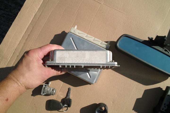 фото №8, Volvo v70 ii 2.4 b авто набір стартовий комп'ютер двигуна ключ замок rem