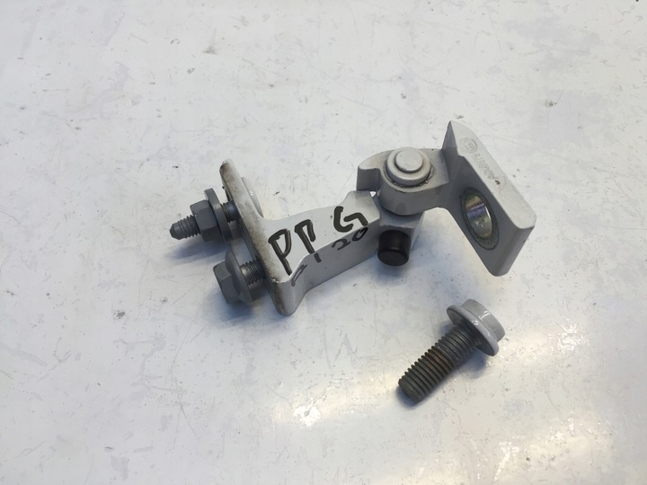 фото №1, Audi a1 ii 82a 2020 петля двері праві перед верхній