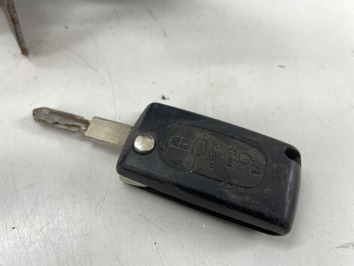 фото №9, Peugeot 607 рестайлінг колонка кермова замок запалювання