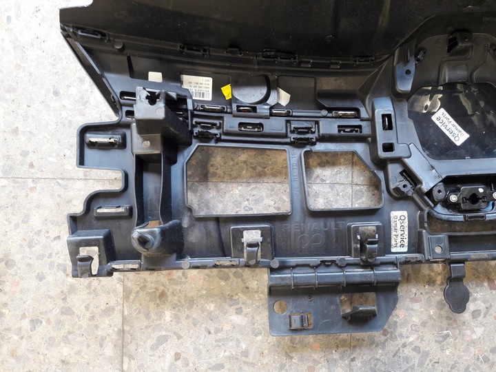 фото №12, 620321520r решётка решётка радиатора renault megane e-tech