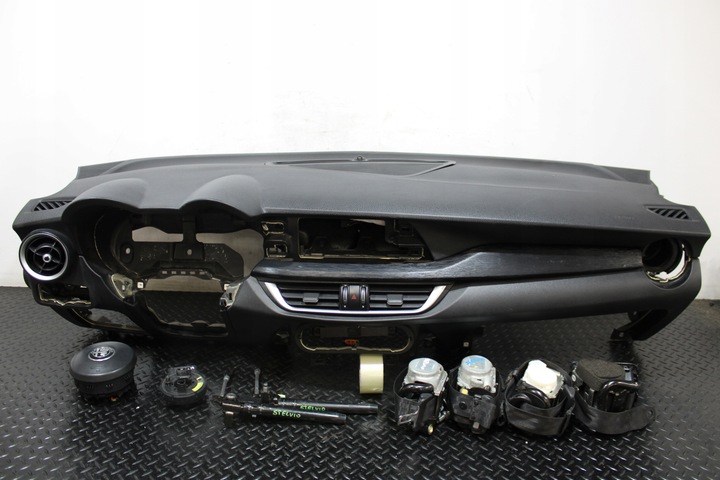 фото №1, Панель консоль подушка безпеки подушки alfa romeo stelvio