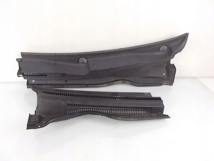 фото №1, Панель под лобовым стеклом toyota corolla verso ii 2 04-09 2,0 d4d