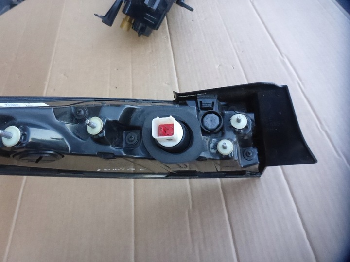 фото №8, Hyundai ioniq 6 vi лампа зад задняя правая led 92402-kl000 оригинал европа