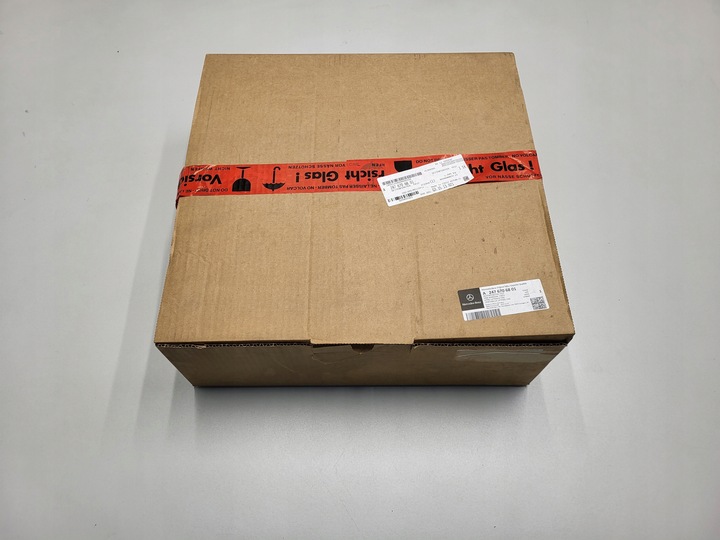 фото №12, Mercedes b клас w247 нова скло правий зад кузовна оригінальний номер 2022