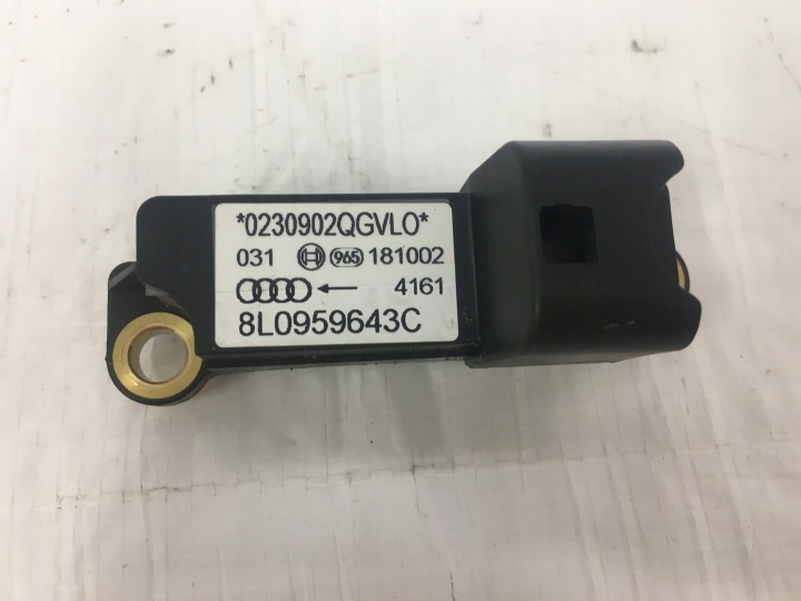 фото №9, Датчик удара боковой audi a3 8l0959643c