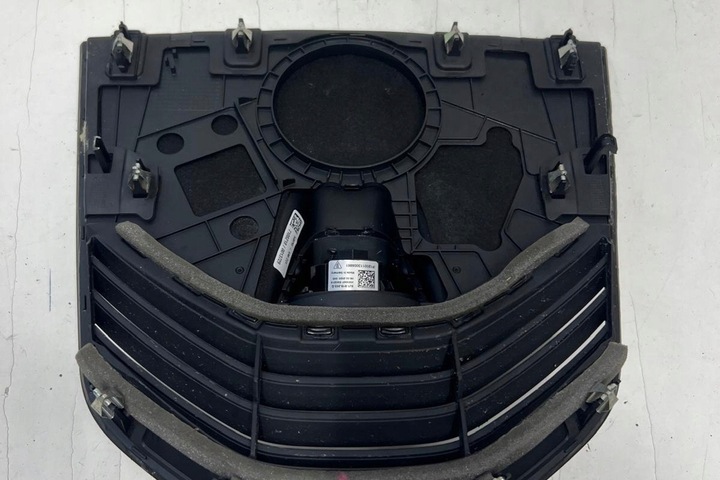 фото №1, Манометр капот porsche 9j1858189c 2021