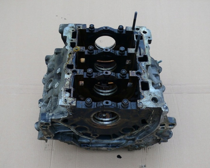фото №8, Блок  двигуна audi a6 c5 a4 b6 3.0 v6 asn 01-04r. 06c103019s
