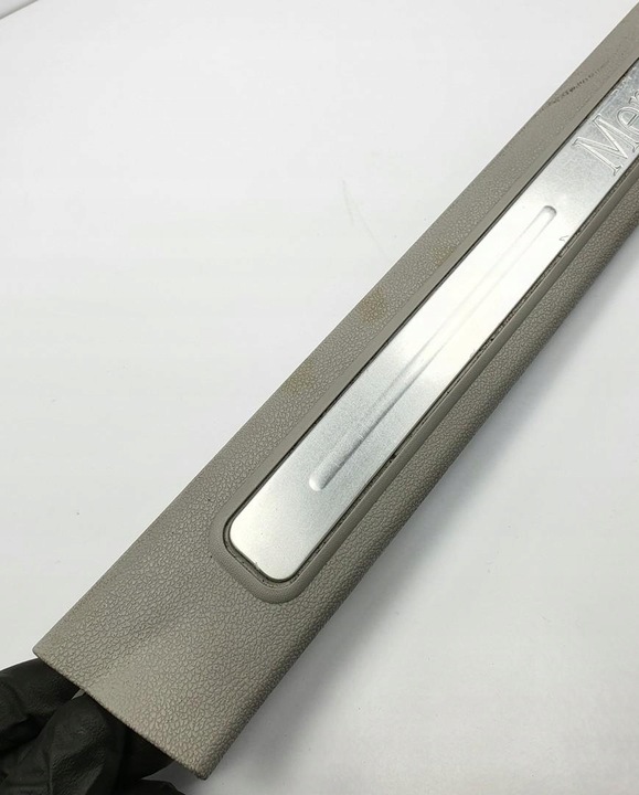 фото №4, Планка накладка порога порогова праві перед mercedes w245 a1696800074