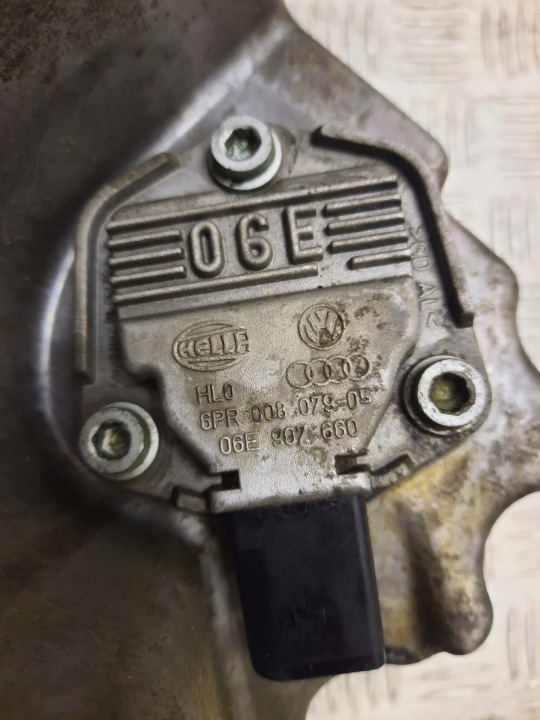 фото №8, Піддон масла з датчиком vw touareg 2.5 tdi bac 070103603h 06e907660