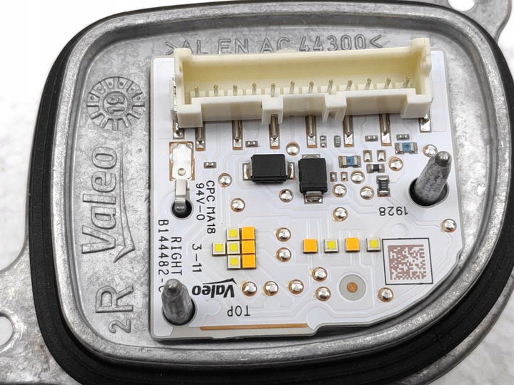 фото №7, Opel corsa f преобразователь модуль led jeż лампы правые 90195126c