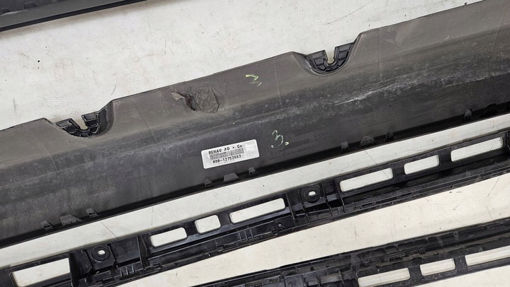 фото №8, Комплект планки порогові права+ ліва mercedes glc a253 a2536980800