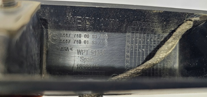 фото №14, Накладка задньої кришки камера mercedes vito w447 14- крила