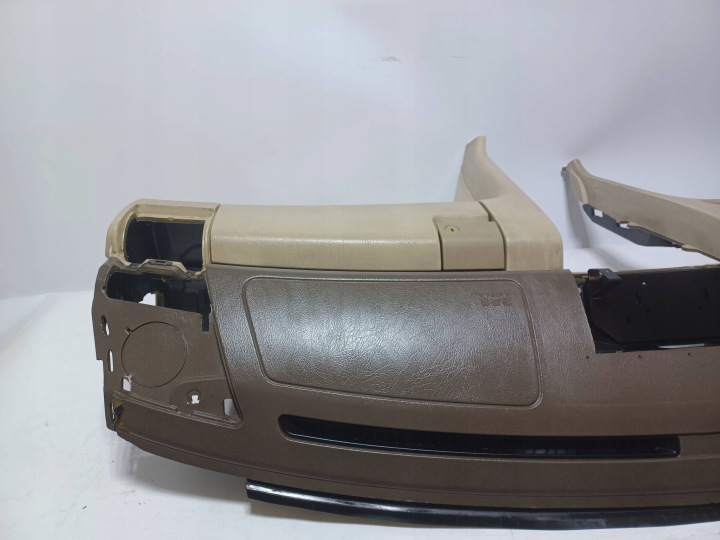 фото №7, Mercedes e w210 210 торпедо раздаточная pulpit капот консоль 2106800416