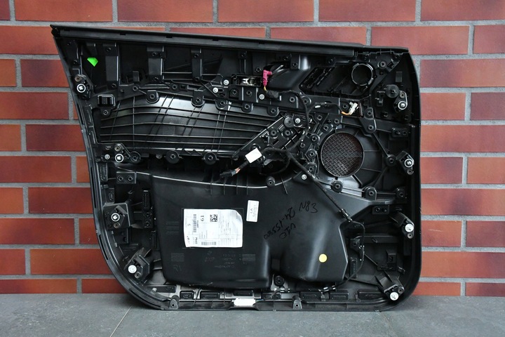 фото №10, Оббивка двері права перед боковина двері bmw x2 u10