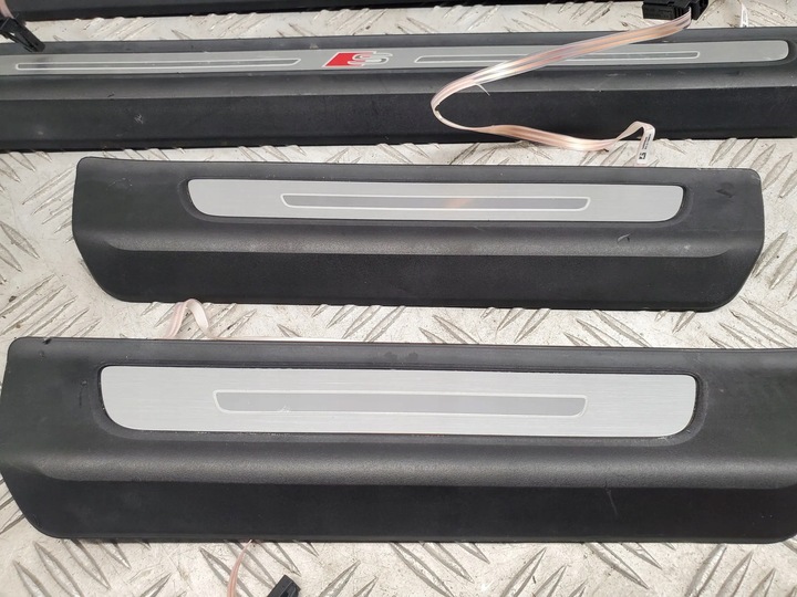 фото №8, Audi sq8 s-line 4m0947417 настрой пороги