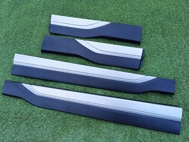 фото №1, Subaru forester 2019- планка двері права зад