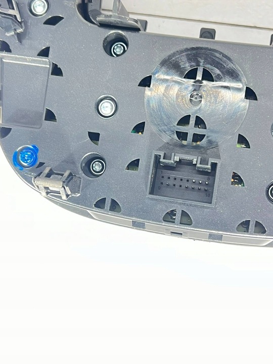 фото №10, Audi a5 8t 8f 2009 8t0 919 609 панель радіо mmi high англієць autohold