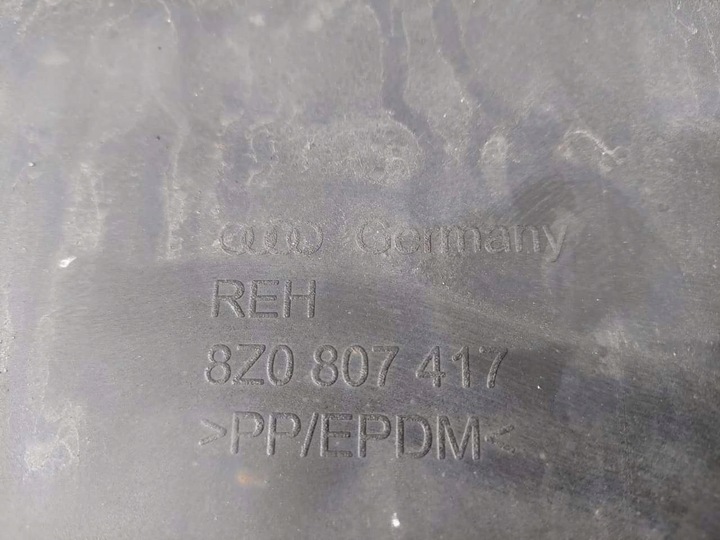 фото №9, Audi a2 8z0 крышка бампер лампы зад 8z0807417