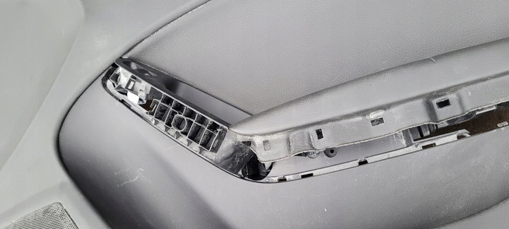 фото №6, A4 b8 боковина двері праві перед audi a4 b8 європа 8k1867106