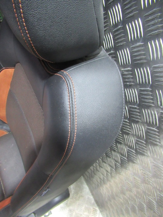 фото №9, Сидіння водія оббивка toyota avensis t27 t29 рестайлінг