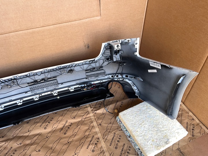 фото №11, Audi a4 b9 8w sedan бампер зад sline pdc установка комплект ls9r 8w5807511j