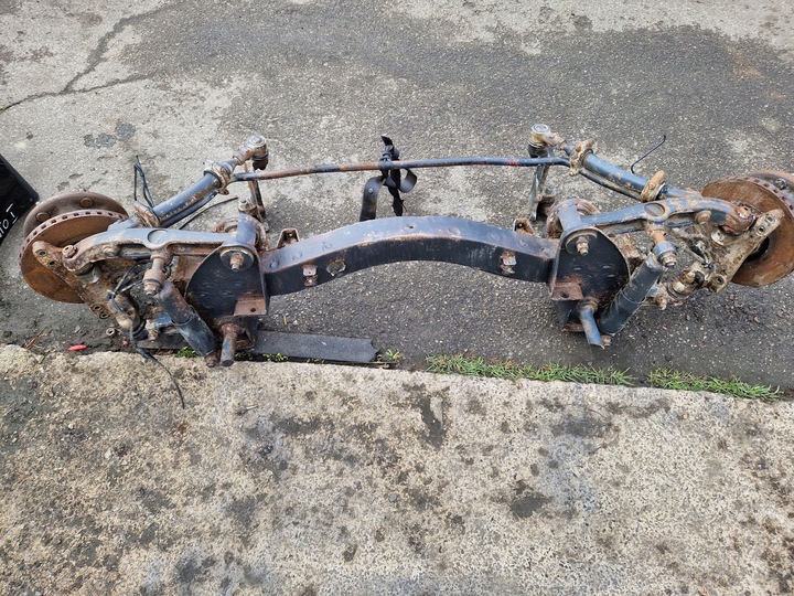 фото №2, Iveco daily 06-14 c65 c70 балка підвішування підрамник перед kpl.