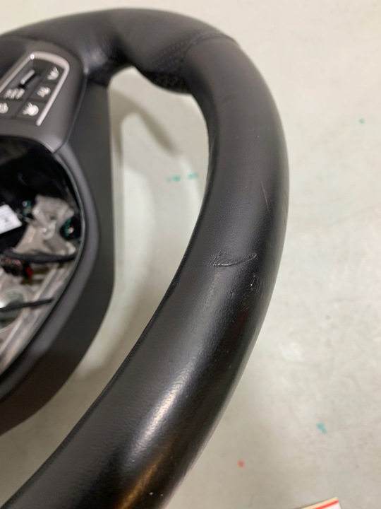 фото №6, Кермо maseratti levante 06701148010