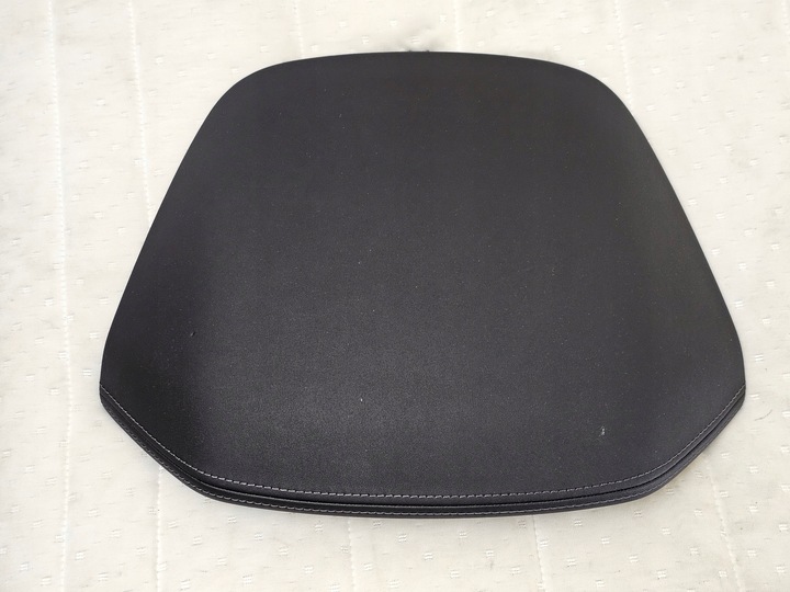 фото №1, Козырёк защита спидометра консоли citroen c5 aircross 9817216577 кожа нитка