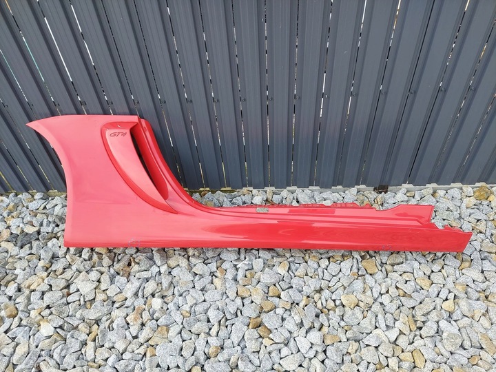 фото №1, Porsche cayman 981 gt4 порог правые планка пороговая