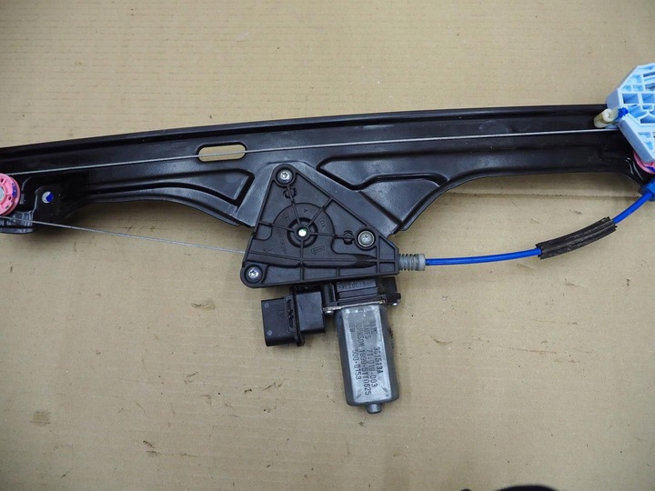 фото №12, Bmw 2 f46 подъемник механизм стёкла правые перед