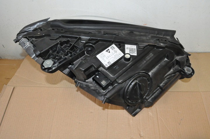 фото №11, Mercedes c-klasa w205 рестайлинг лампа левая перед multibeam led a2059068505