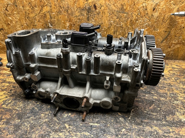 фото №10, Головка крышка валы 1.5 tsi 05e103404f 04e103473dc