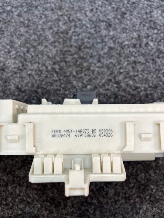 фото №5, Ford focus mk2 1.8b модуль bcm коробка предохранителей 4m5t-14a073-dg