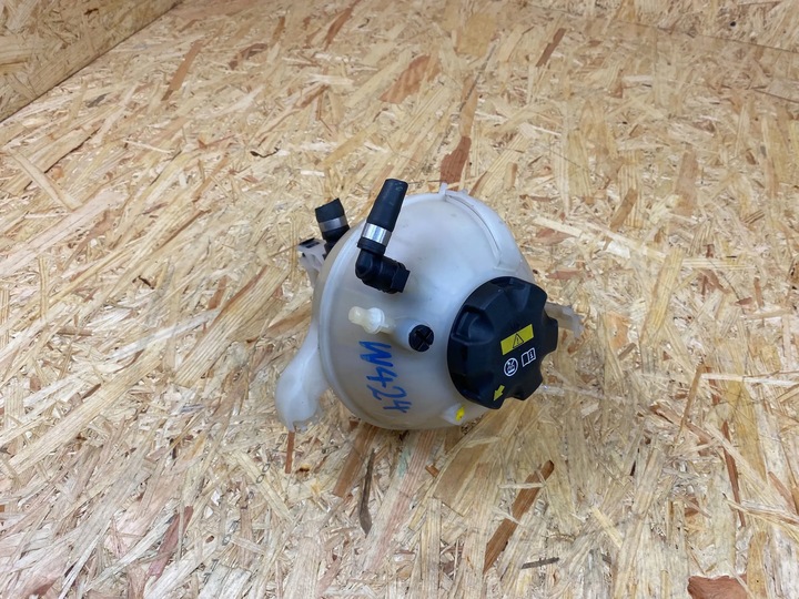 фото №6, Бак бачок розширювальний bmw g30 g31 g11 g12 8610654