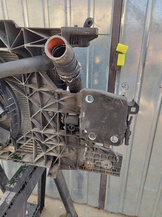 фото №15, Pas переднє радіатор renault megane 3 iii hb 1.5 dci k9k832 механічна коробка передач 08-2012