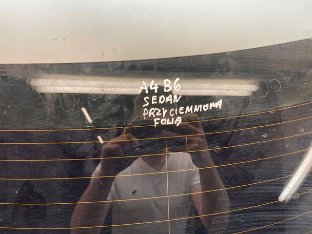 фото №2, Audi a4 b6 стекло задняя зад 43r-001057 тонированная