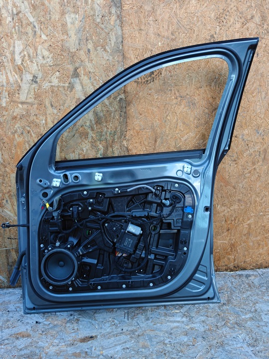 фото №8, Двері комплектні праві передні праві перед volvo xc90 ii рестайлінг написи