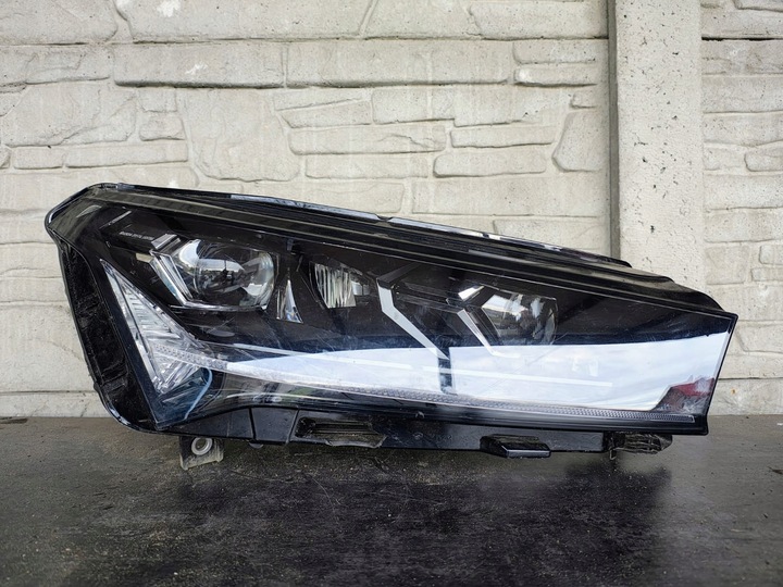 фото №1, Фара лампа skoda enyaq ful led 5lb941016b права європа