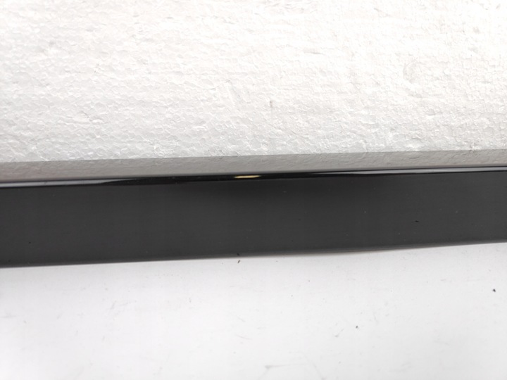 фото №3, Seat arona планка дверь левый зад 6f9071328