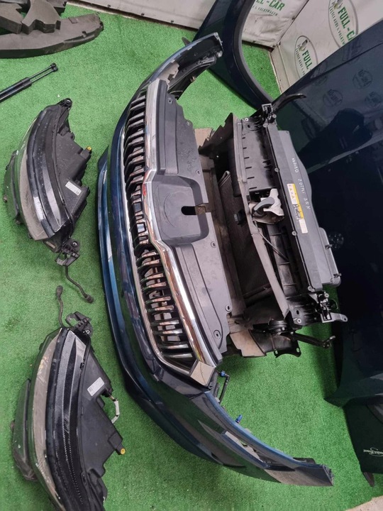 фото №9, Kodiaq перед бампер капот капот крило радіаторів laurin&klement 2,0tfsi