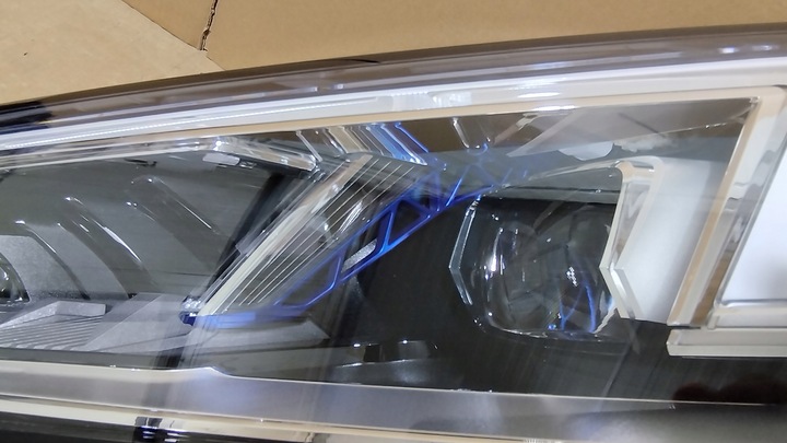 фото №12, Лампа audi r8 4s0 полный led laser левая правая комплектная 4s0941085 4s0941086