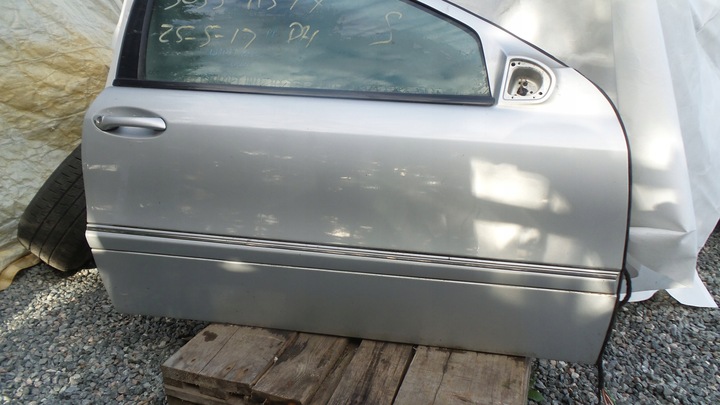 фото №3, Дверь правые mercedes clc 2007-2011 c775 купе