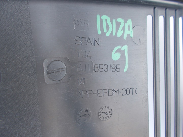 фото №10, Панель под лобовым стеклом пластиковый seat ibiza 6j iv 6j1853185