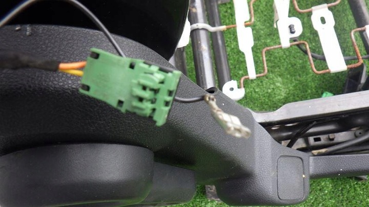 фото №8, Каркас сидіння праві перед berlingo partner ii iii рестайлінг