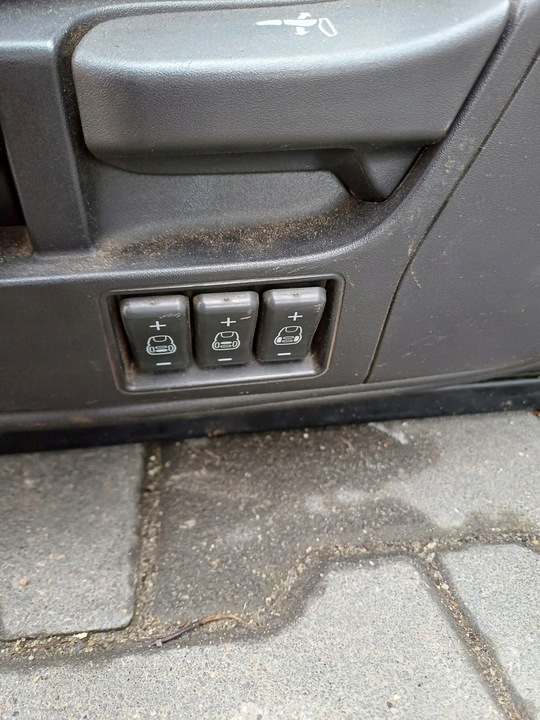 фото №7, Сидіння лівий з підігрівом сидіння водія підлокітник daf xf 106 євро 6