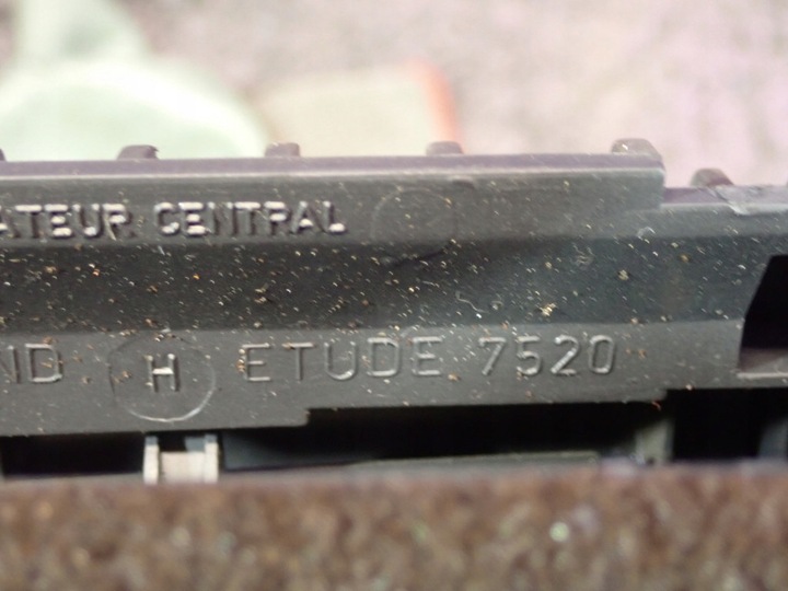 фото №5, Renault megane ii 02-06 решётки воздуховод средние a1007021