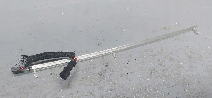 фото №1, Audi a6 c6 планка освещение дверь led левый перед