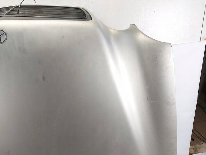 фото №12, Капот крышка двигателя решётка радиатора решётка значок логотип mercedes e класс w210