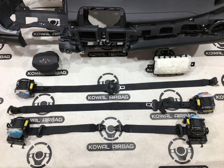 фото №5, Hyundai kona панель консоль подушка безпеки подушки ремені