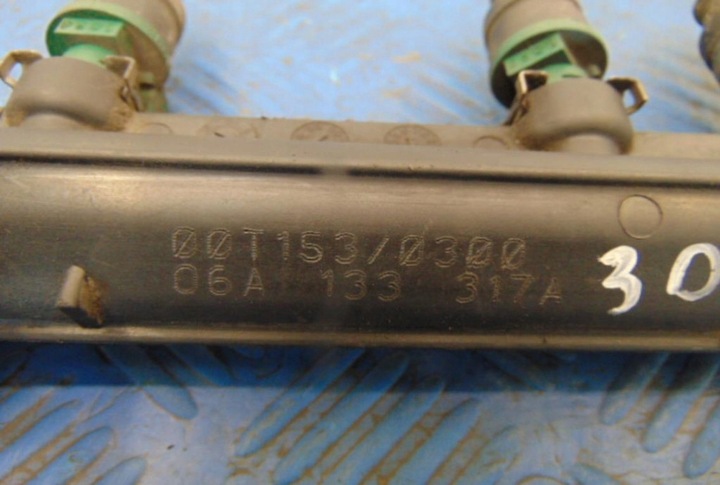 фото №7, Volkswagen golf iv 1.6 18v планка вприскувальний 06a133317a